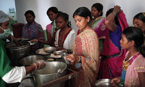 Rat poison found in antibiotics linked to deaths of 13 Indian women - PHOTO