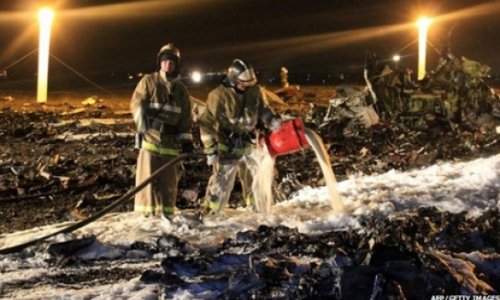 Russia crash plane 'fell vertically' at Kazan airport