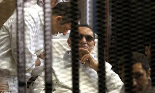 Hosni Mubarak and his sons face new trial over embezzlement of £11million