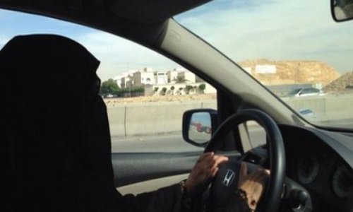Saudi women drivers: Leading female campaigner stopped