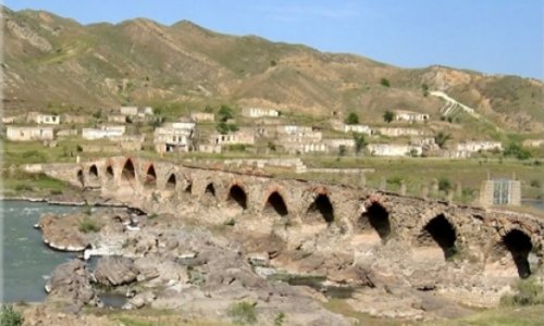 Azeri serviceman killed, 2 others injured at Iranian border