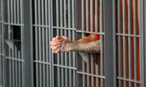 Prisoner needed a dentist...so he broke out of jail