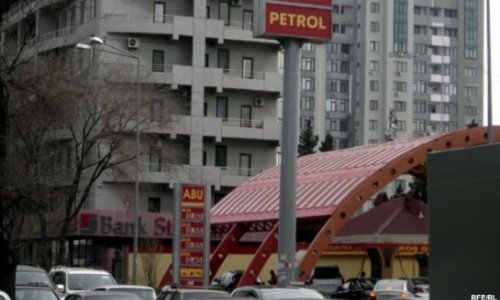 Azerbaijan petrol price rise linked to falling crude output