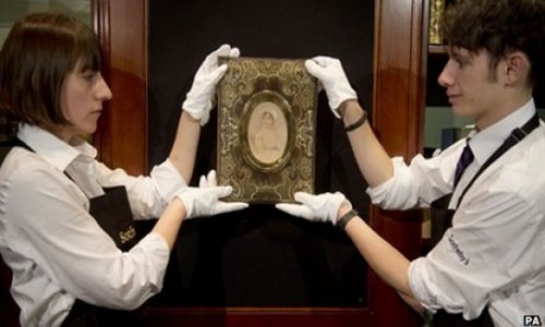 Rare painting of Jane Austen to be sold at auction - PHOTO