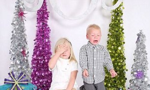 More of the best (or worst) awkward holiday family photos - PHOTO