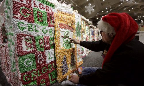 Gingerbread Lane is the world's largest edible village - PHOTO