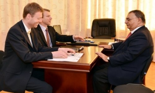 Asim Mollazade meets NATO officials in Baku