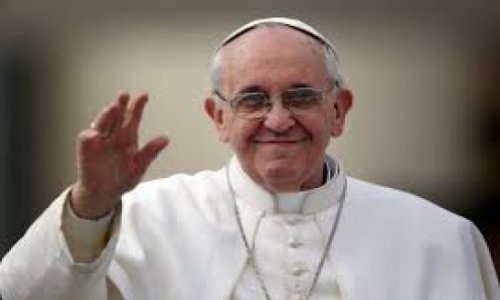 Pope Francis urges aid access to Syria in Christmas speech