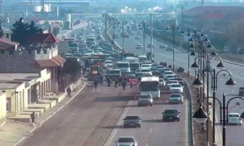 Baku limits traffic because of holiday celebrations