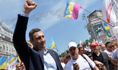 Vitali Klitschko quits pugilism for politics