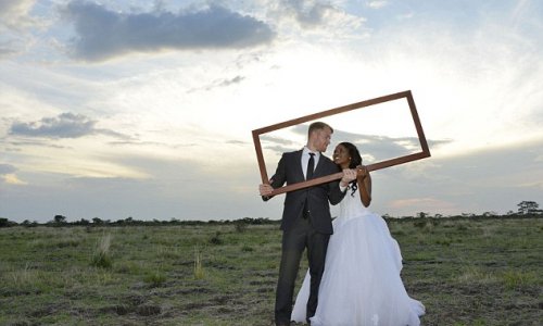 American couple share stunning photographs of their wedding - PHOTO