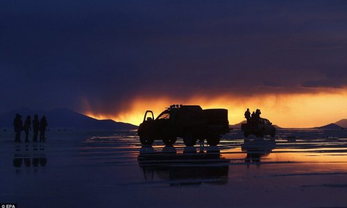 Rare moment of calm in the Dakar Rally - PHOTO