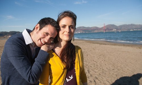 The couple that laughs together - PHOTO