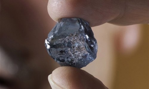 Blue diamond ' worth millions' found in South African mine