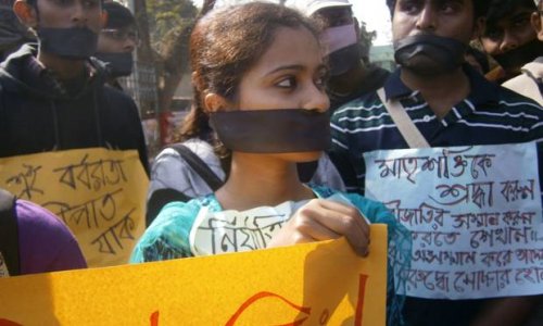Protesters’ anger over India’s latest, brutal, 'gang-rape - PHOTO