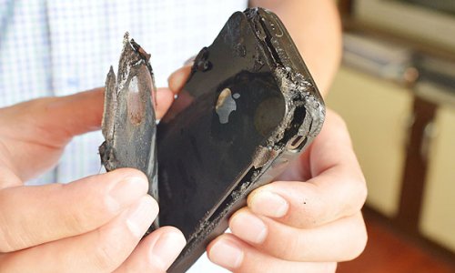 iPhone explodes in 8th grader’s back pocket after she sits on it - PHOTO