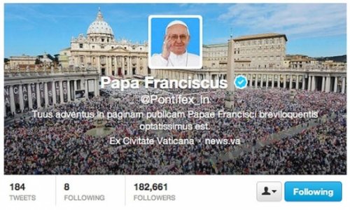 Pope's Latin tweets surprise with roaring success