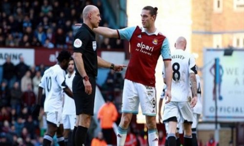 West Ham to make new appeal over Carroll red card