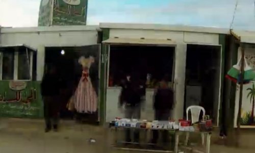 Wedding boutique in Jordan's largest refugee camp - PHOTO