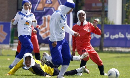 Iranian women's football team forced to have gender test - PHOTO