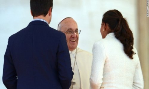 Pope Francis talks language of love with couples