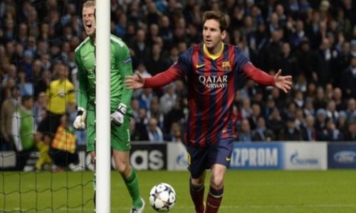 Messi and Alves net in Barcelona win at 10-man City