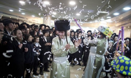 Ultra-orthodox Jewish wedding in Jerusalem - PHOTO