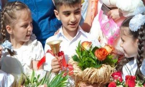 What's best date to start school year in Azerbaijan?