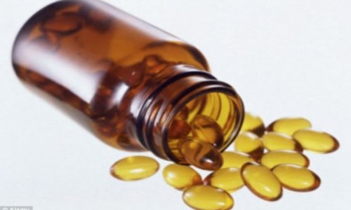 Vitamin E supplements 'raise risk of prostate cancer by 20%