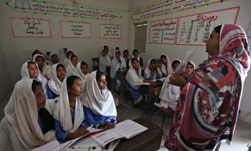 Girls in Pakistan village given pioneering sex education lessons - PHOTO