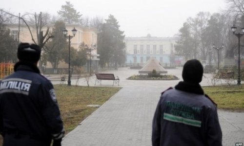 Ukraine: Gunmen seize Crimea government buildings