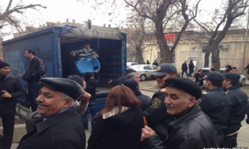 Azeri opposition party evicted from office after blast