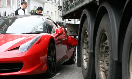 Owner of £170,000 Ferrari returns to find tens of thousands of pounds worth of damage - PHOTO+VIDEO
