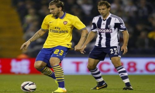 Arsenal's Nicklas Bendtner accused of telling cabbie 'I will f*** you