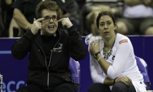 Billie Jean King: Nobody ever asks us women to coach