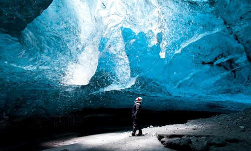 Iceland's crystal ice caves are pretty awesome - PHOTO