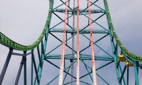 Drop of Doom at Six Flags Great Adventure - PHOTO+VIDEO