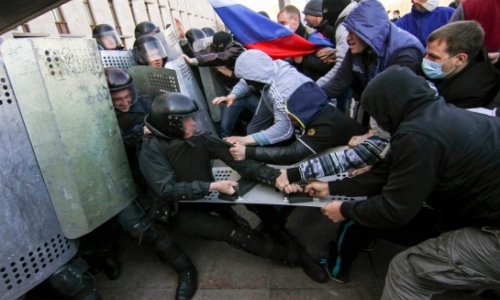 No sign of crackdown as Ukraine deadline passes