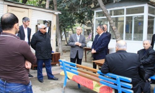 Mollazade meets voters in Baku’s Nasimi district