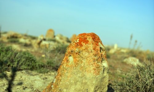 'Arab' cemetery near Baku - PHOTO