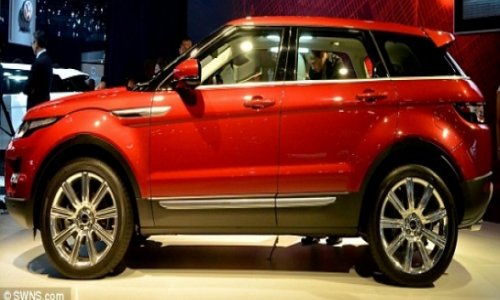 Fury as China unveils £14,000 copy of Range Rover - PHOTO+VIDEO