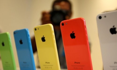 Apple остановит производство iPhone 5C в 2015 году