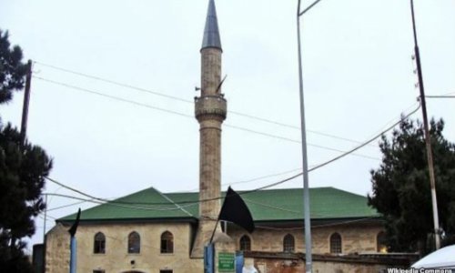 Baku police investigating mosque arson attack