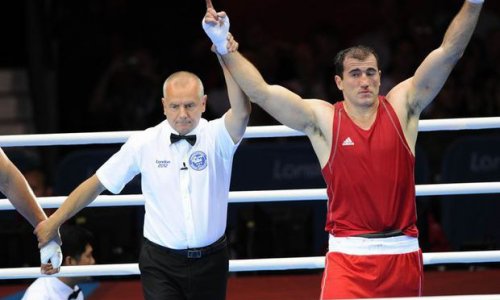 Азербайджанский боксер победил нокаутом
