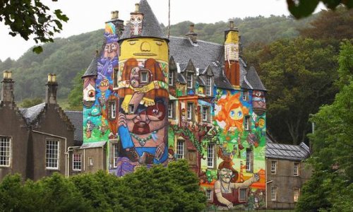 See this crazy castle before the summer of 2015