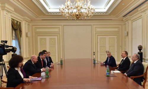 Ильхам Алиев принял вице-премьера Польши
