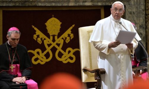 Pope Francis sharply criticises Vatican bureaucracy