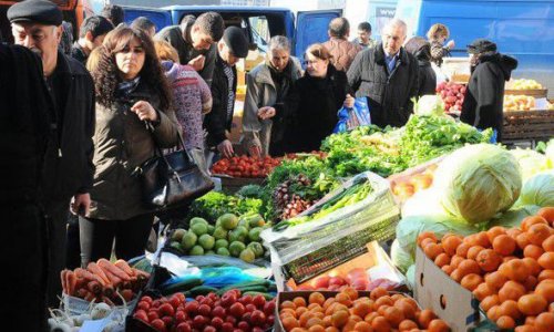 В Баку открылись праздничные ярмарки