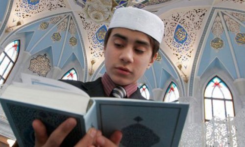 В России впервые начали непрерывное чтение Корана