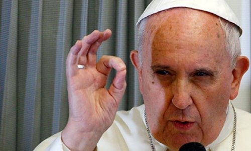 Папа Римский выступил против оскорбления религии